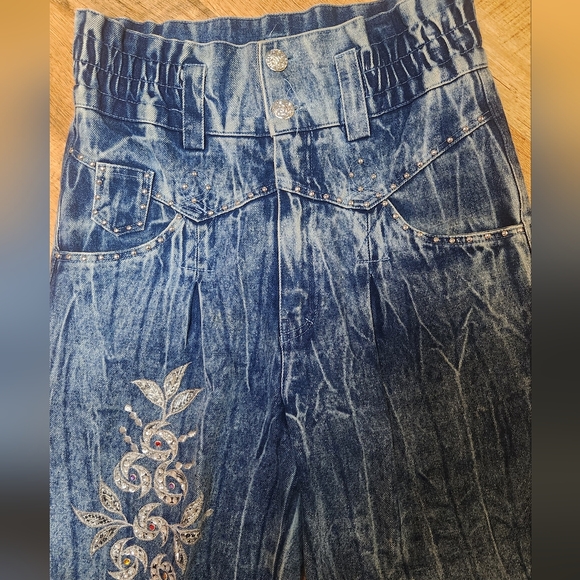 Vintage Ultra Brand Acid Wash Paper Bag Jeans, with Sequin Applique, size M - Picture 3 of 9